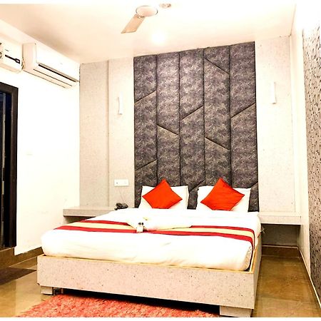 Grg Pardesi Hotel Haridwār Extérieur photo