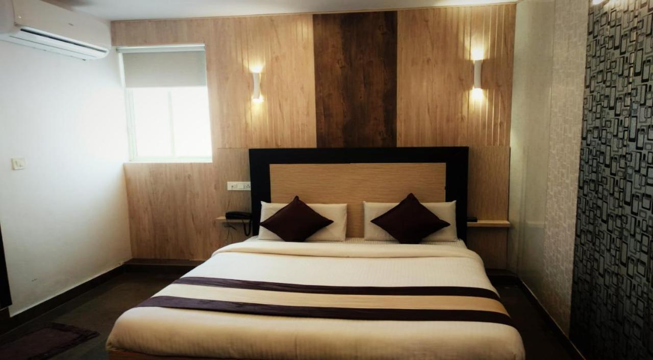 Grg Pardesi Hotel Haridwār Extérieur photo