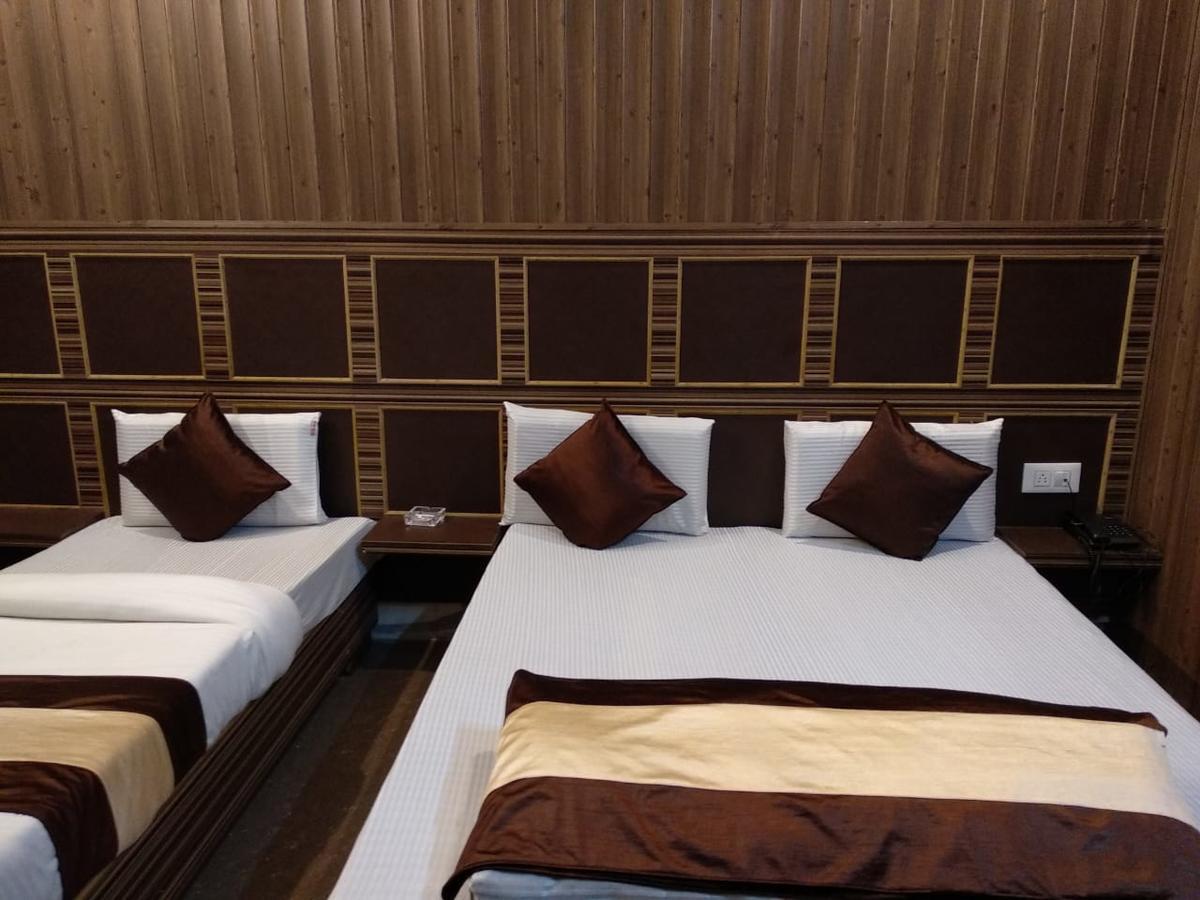 Grg Pardesi Hotel Haridwār Chambre photo