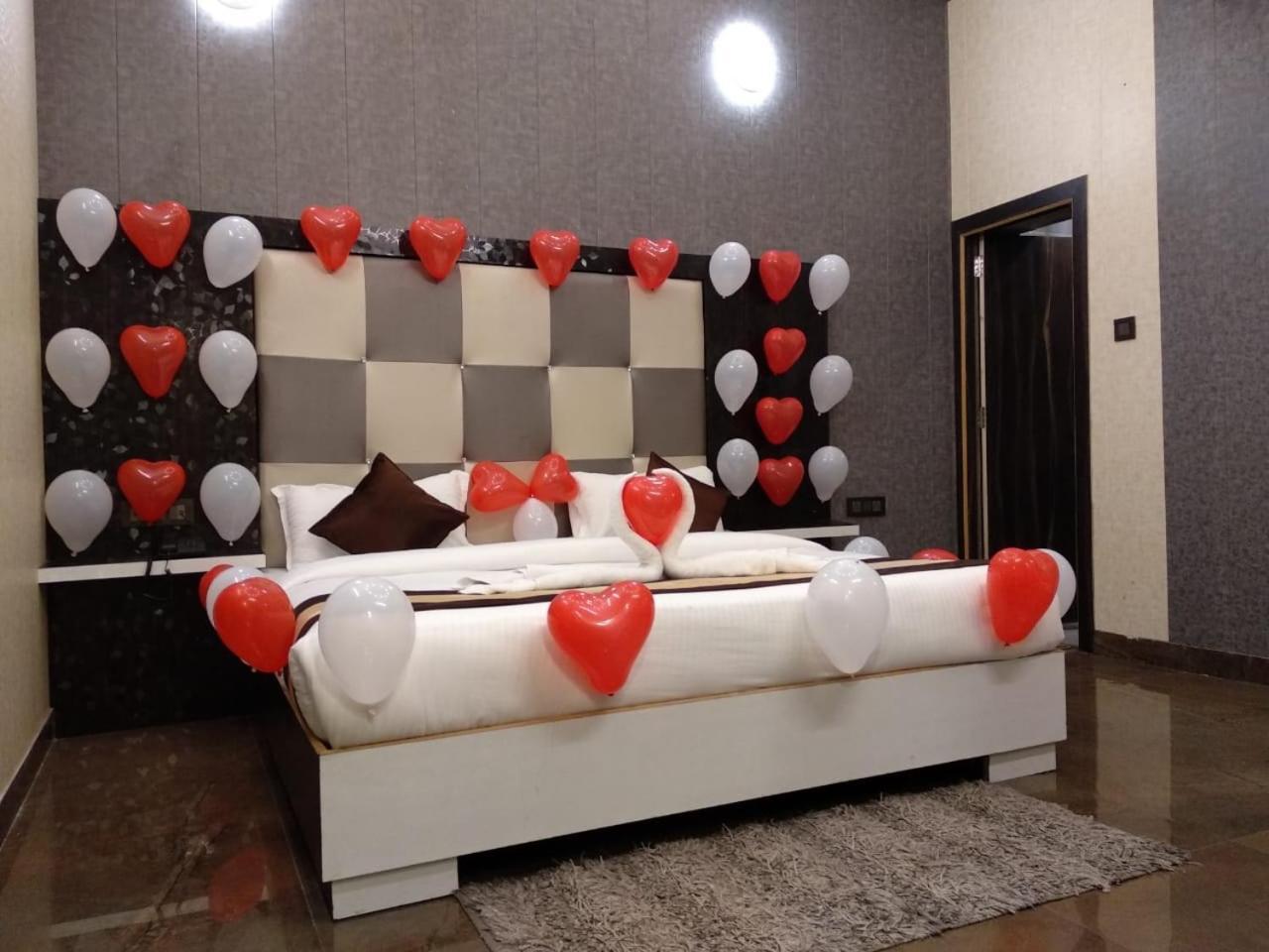 Grg Pardesi Hotel Haridwār Extérieur photo