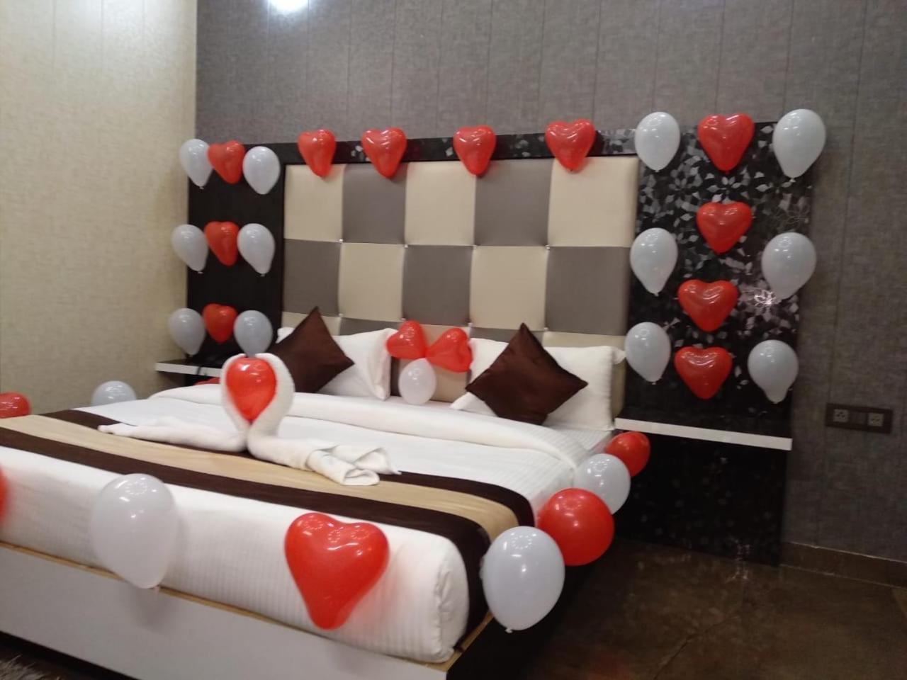 Grg Pardesi Hotel Haridwār Extérieur photo