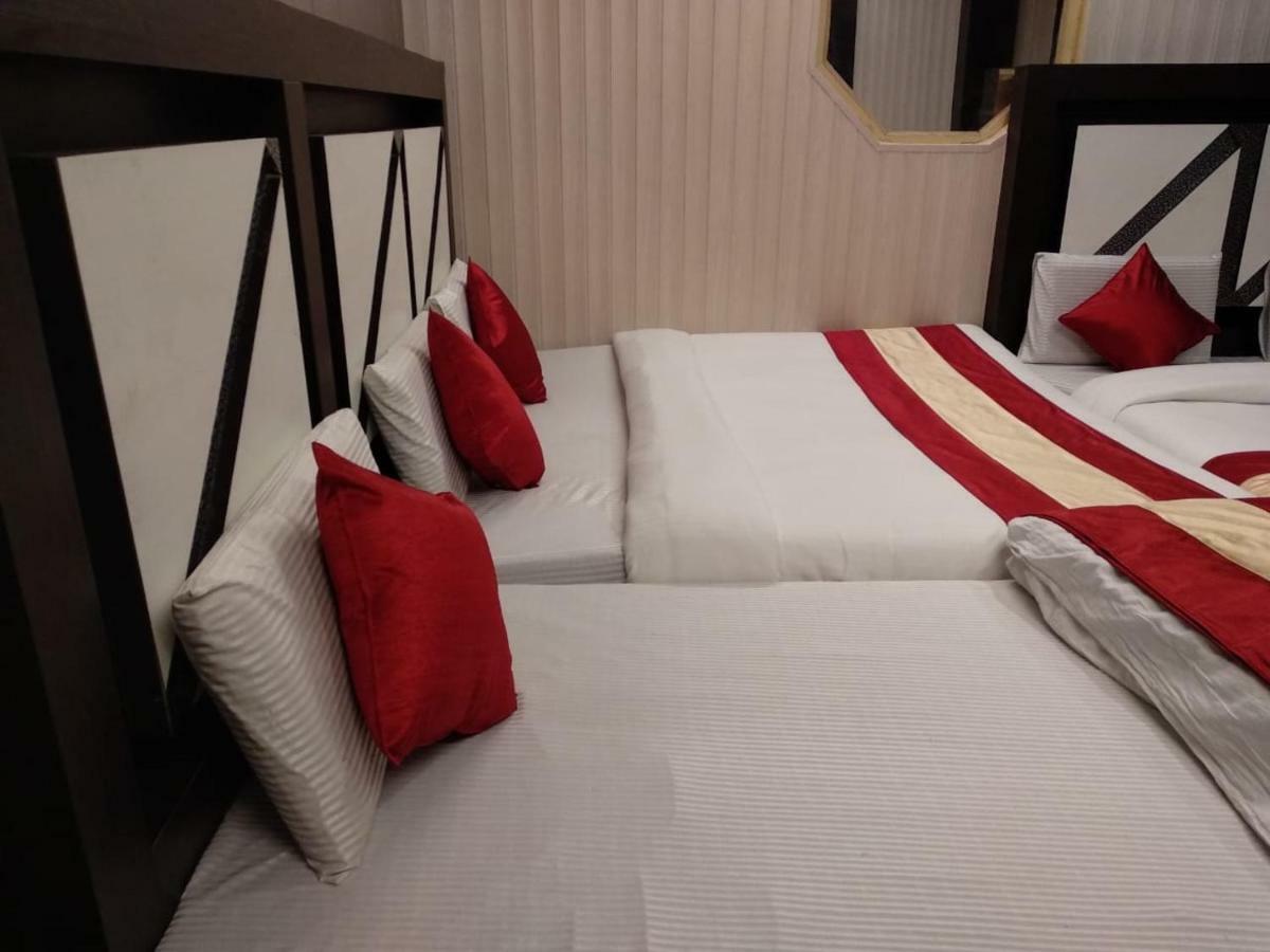 Grg Pardesi Hotel Haridwār Extérieur photo